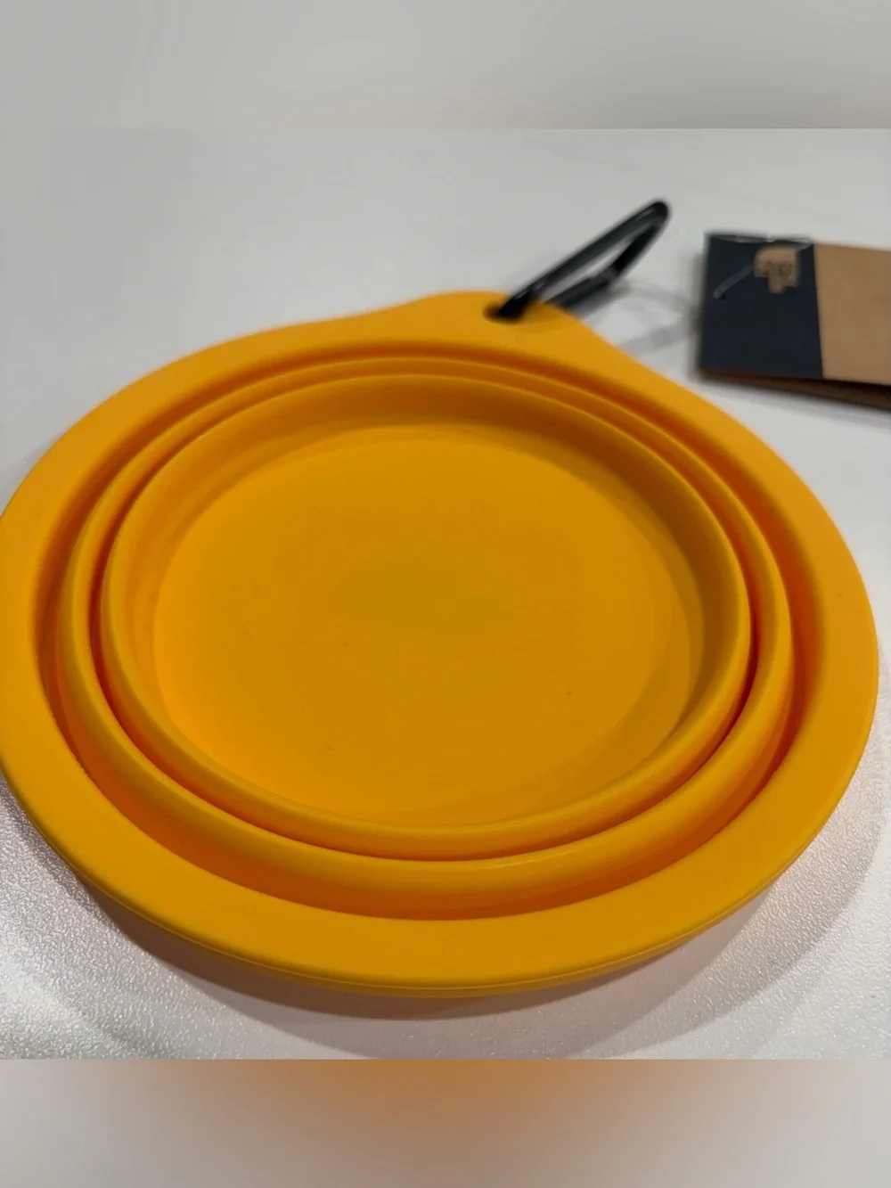 The North Face Collapsible Pet Bowl - 22 oz. Yellow NWT Dog Expandable Cat